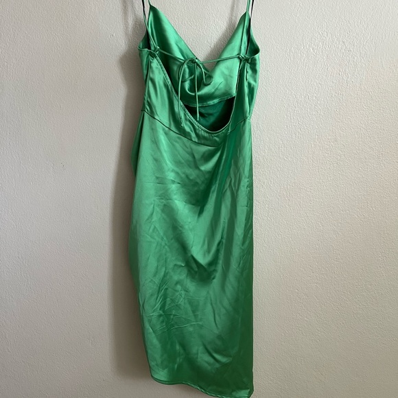 Forever 21 silk green cowl neck dress - Picture 3 of 5